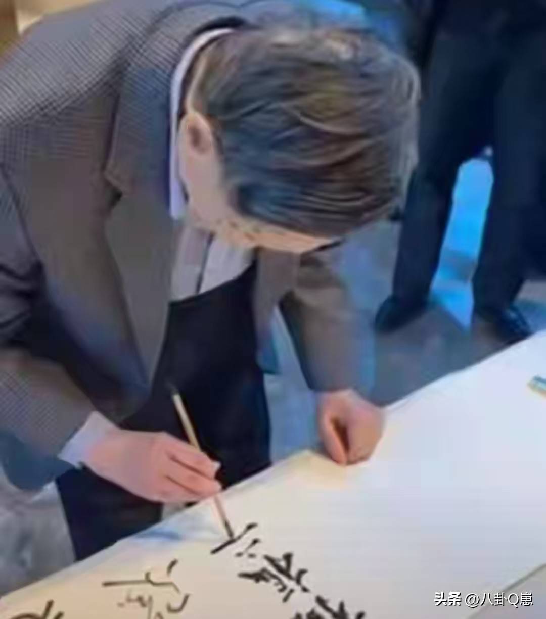 不查不知道<strong></p>
<p>恒生电子股票</strong>，一查吓一跳！杨振宁的弟弟杨振汉，人生活的这么精彩