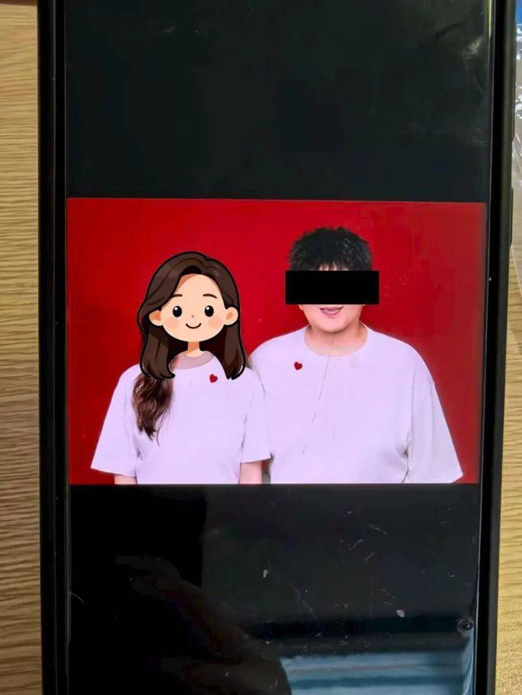 事发上海!女子崩溃“他昨晚还在我家吃饭”<strong></p>
<p>好想你股票</strong>,聊天记录曝光诈骗细节