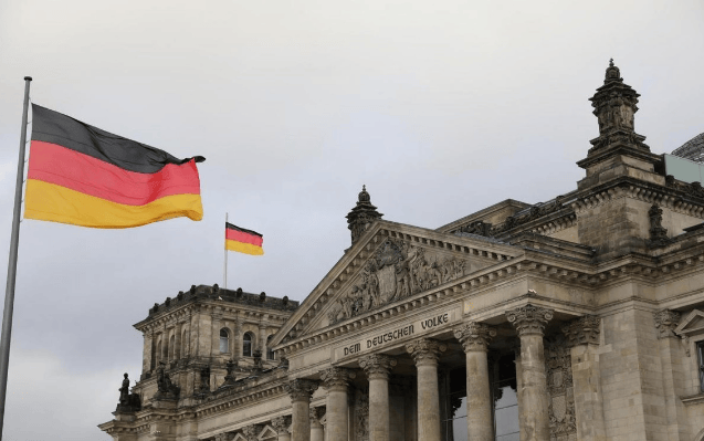 默克尔预言成真！外长取消访华<strong></p>
<p>指南针股票</strong>，德国国内声音变了，中方这次不客气了，默茨火速对华做出保证