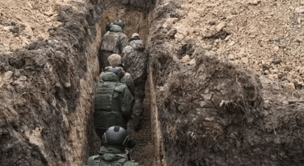 俄军逆天打法根本防不住!俄乌爆发矿井血战<strong></p>
<p>指南针股票</strong>,普京连夜宣布大消息