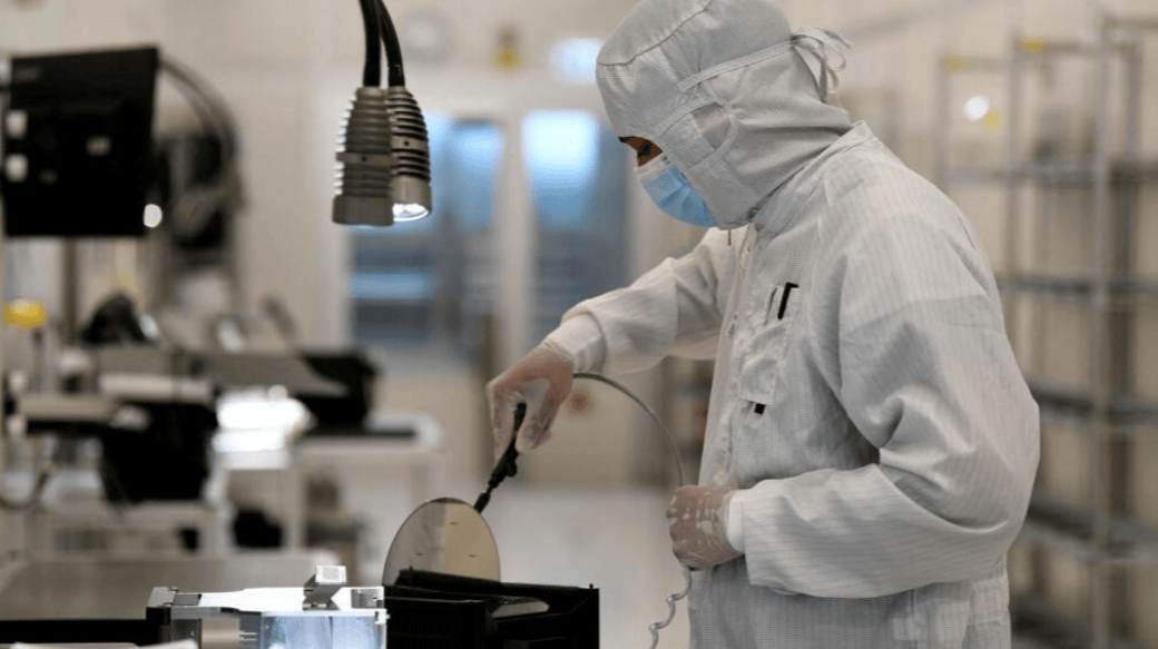 看到安世中国公告后，德方丝毫不顾荷兰感受，第一个向中方提出请求