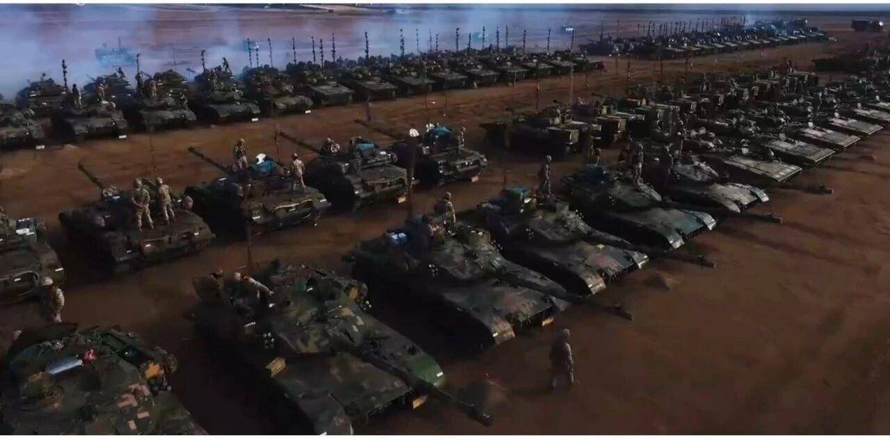 大场面！机器狗、无人机开路<strong></p>
<p>中国中铁股票</strong>，实兵对抗演练画面公布