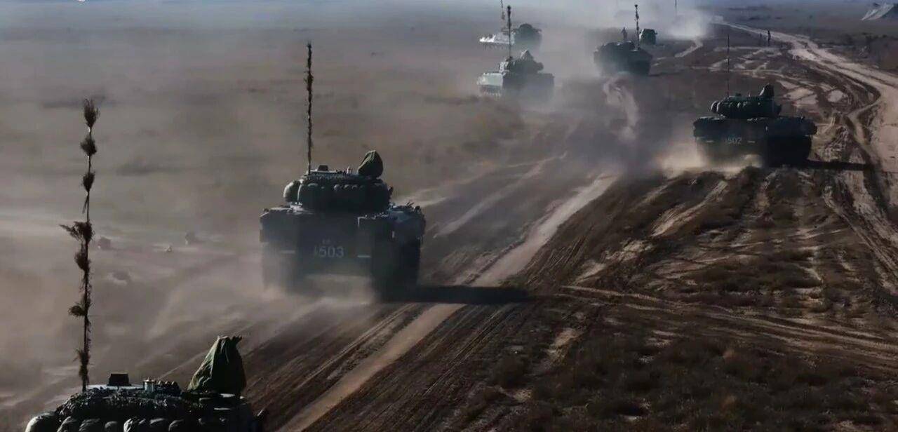 大场面！机器狗、无人机开路<strong></p>
<p>中国中铁股票</strong>，实兵对抗演练画面公布