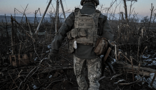 乌军承认红军城已沦陷，俄军无人机封锁了撤退和补给通道，泽连斯基命令乌军血战到底！