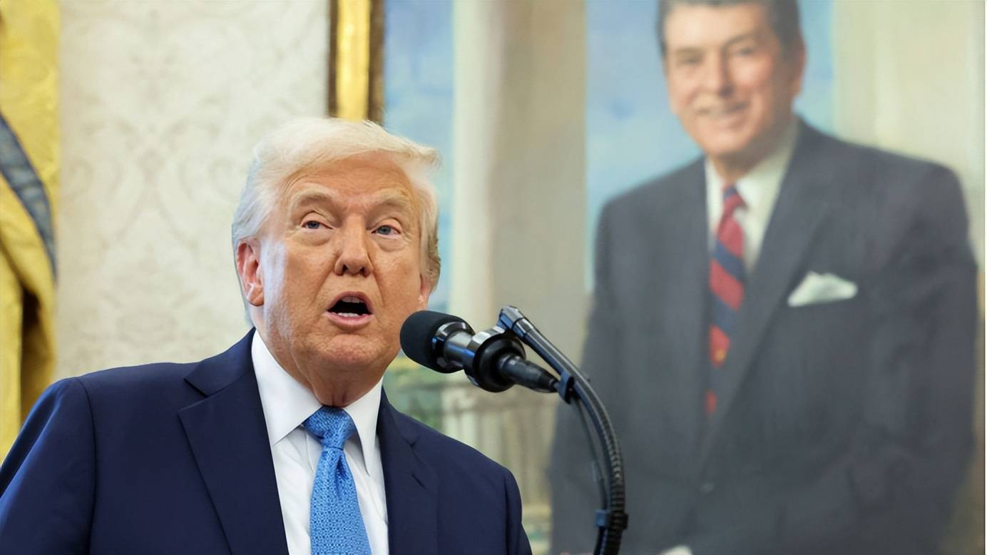 美再对中强硬<strong></p>
<p>吉视传媒股票</strong>,特朗普下令,禁止对华出售最强芯片,黄仁勋说了句大实话