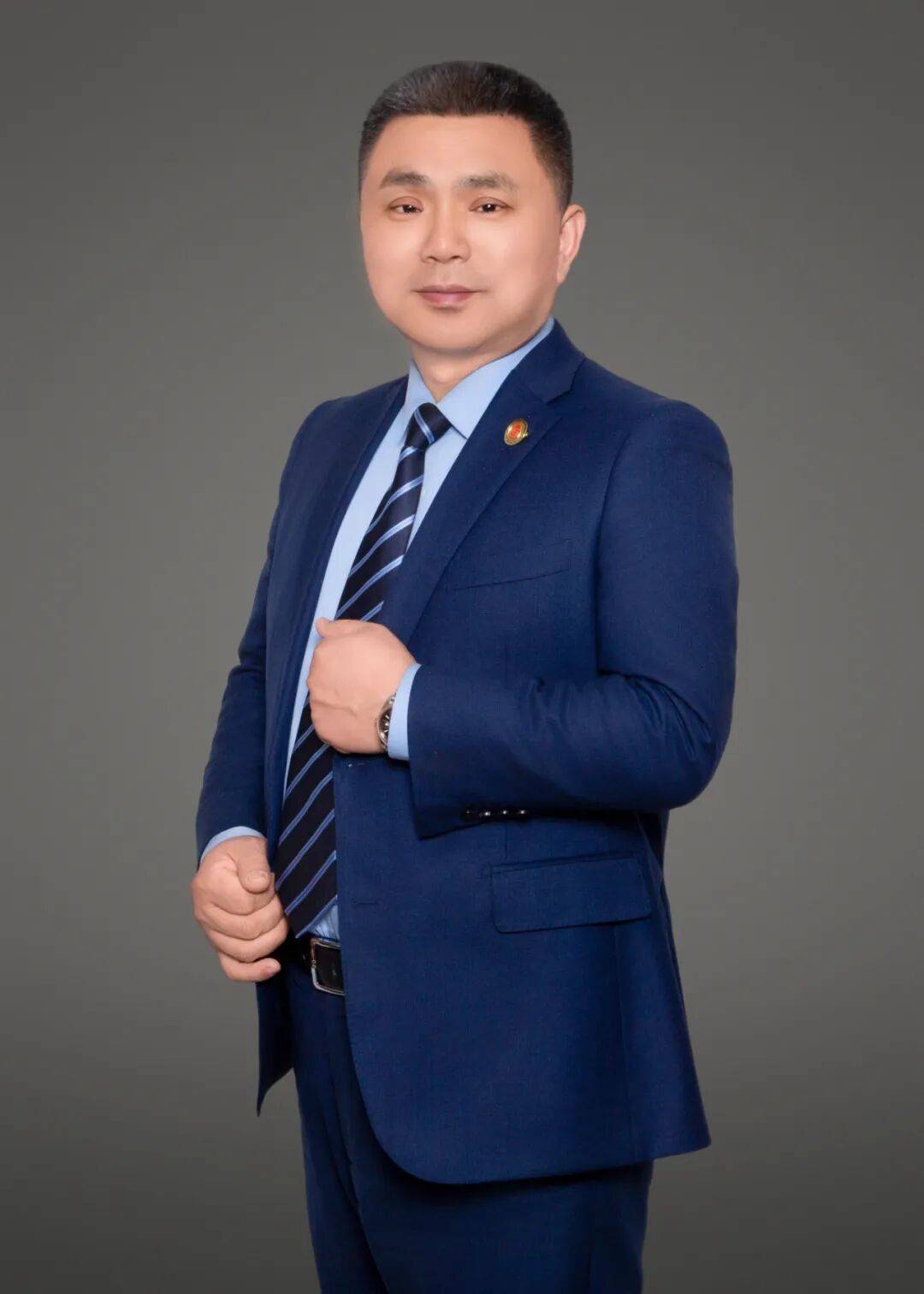 二姐夫帮忙装修房子<strong></p>
<p>吉视传媒股票</strong>，铺瓷砖后卷走3万多装修款，这是违约还是诈骗？