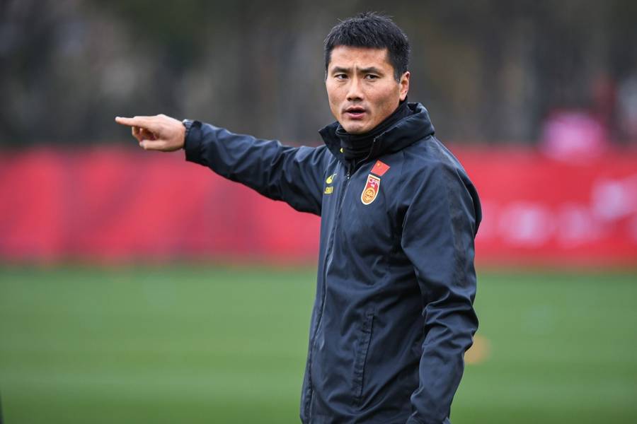 全球选聘四个月<strong></p>
<p>吉视传媒股票</strong>,招来只有一年执教经历的本土教练,国足新帅竟是邵佳一