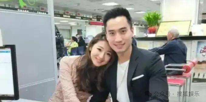 第三段婚姻亮红灯<strong></p>
<p>小商品城股票</strong>?他不会又要离婚了吧......