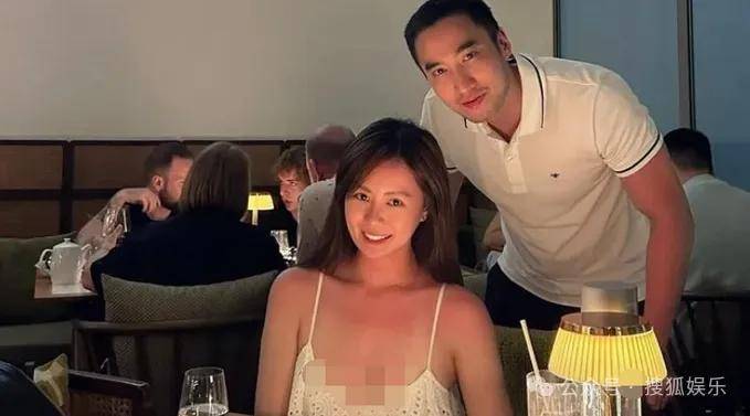 第三段婚姻亮红灯<strong></p>
<p>小商品城股票</strong>?他不会又要离婚了吧......