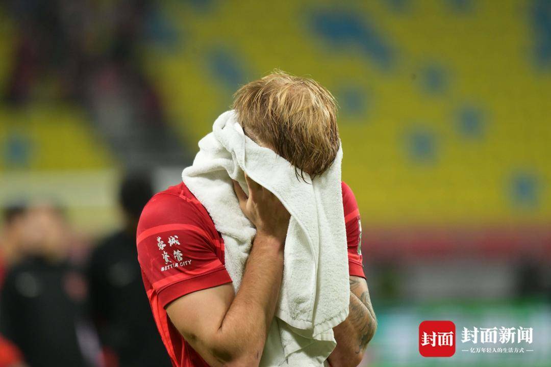 足协认定误判<strong></p>
<p>小商品城股票</strong>!成都蓉城因裁判两次争议判罚中超争冠梦碎