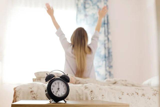 百年难遇“早立冬”来了<strong></p>
<p>小商品城股票</strong>!有啥讲究?早看早准备!