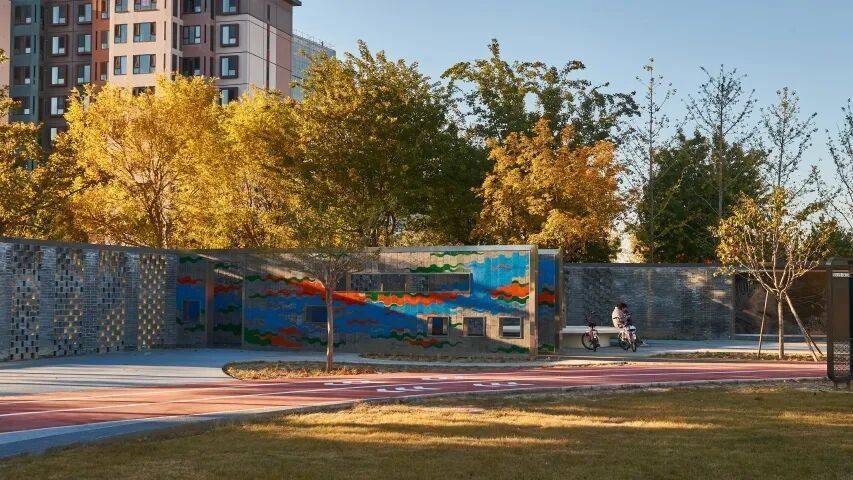 北京新添一个超美大公园<strong></p>
<p>小商品城股票</strong>!占地超300亩