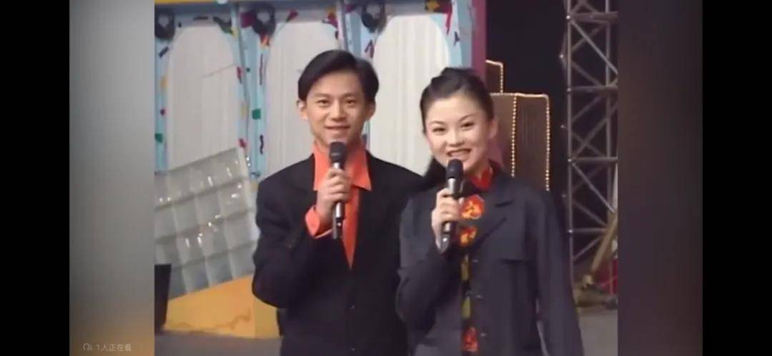 李湘气得翻出了瘦瘦的照片……她年轻时确实是仙女啊<strong></p>
<p>小商品城股票</strong>!