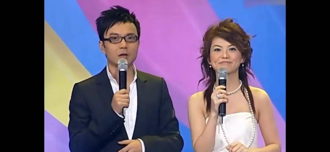 李湘气得翻出了瘦瘦的照片……她年轻时确实是仙女啊<strong></p>
<p>小商品城股票</strong>!