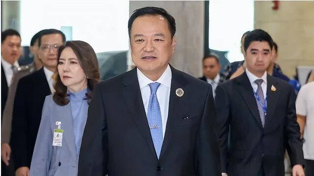 连续有两位国王访华<strong></p>
<p>小商品城股票</strong>,其中一位是建交以来首访,证明了什么?