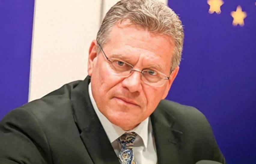 荷兰38天后“体面认输”<strong></p>
<p>海天味业股票</strong>，改口称可以不再接管安世半导体，只要中方满足一个条件？中方有言在先