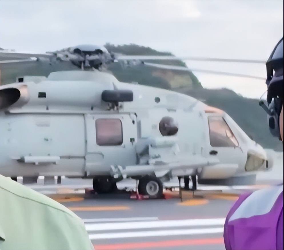 福建舰首次曝光6型舰载机<strong></p>
<p>海天味业股票</strong>，直-20配鹰击-9反舰导弹，打造海峡杀手