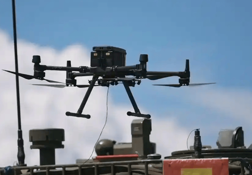 解放军“机器狼”投入台海<strong></p>
<p>海天味业股票</strong>，集群抢滩动作丝滑