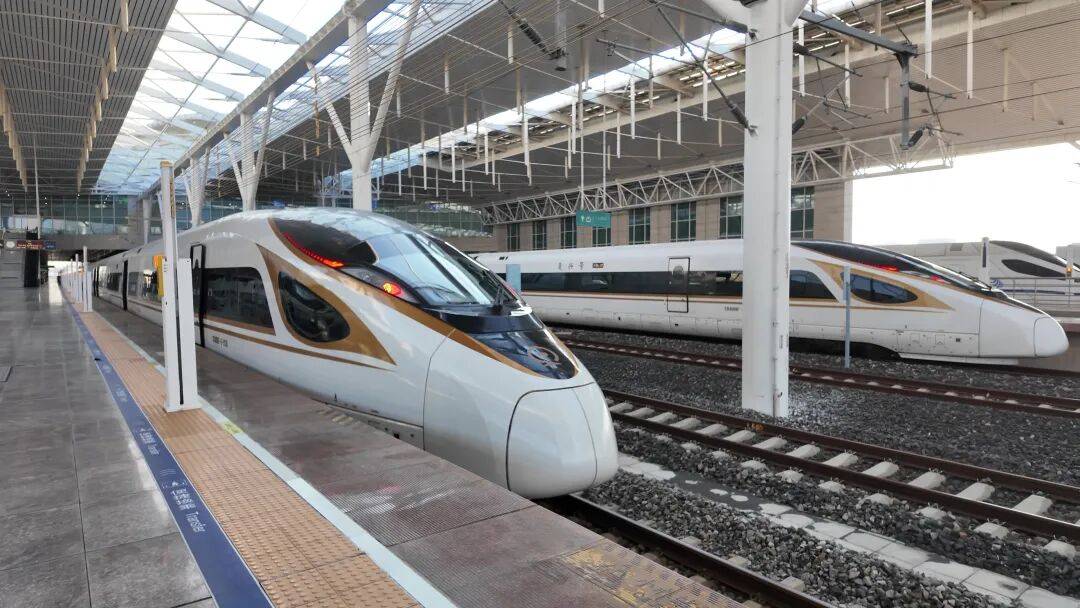 朝发午至！“多亏高铁<strong></p>
<p>锦龙股份股票</strong>，牛羊肉根本不愁卖！”