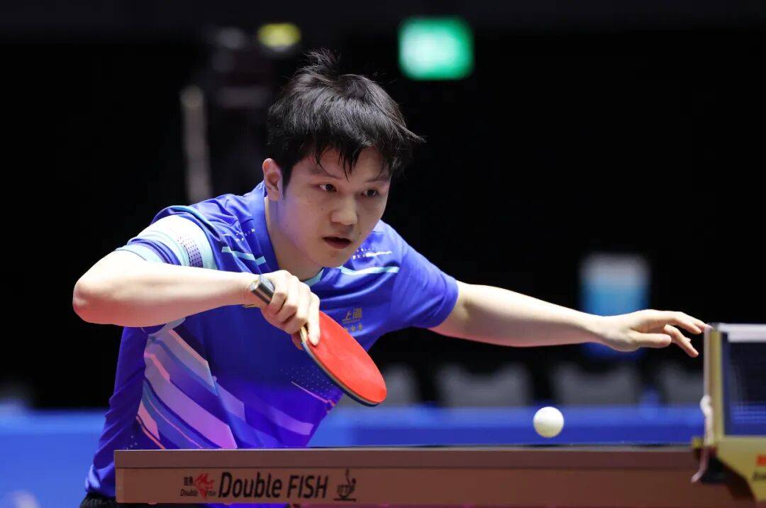 王楚钦赢下七局大战<strong></p>
<p>今日股票</strong>，王曼昱王艺迪争4强席位 | 全运会