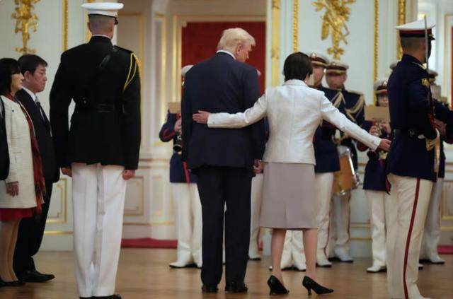 薛领事遭围攻？中方真的怒了<strong></p>
<p>今日股票</strong>，高市早苗没想到：特朗普也翻脸了