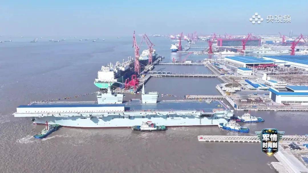 一年服役三艘?076“四川”舰开始试航<strong></p>
<p>山东黄金股票</strong>,是“福建”舰的搭子吗?