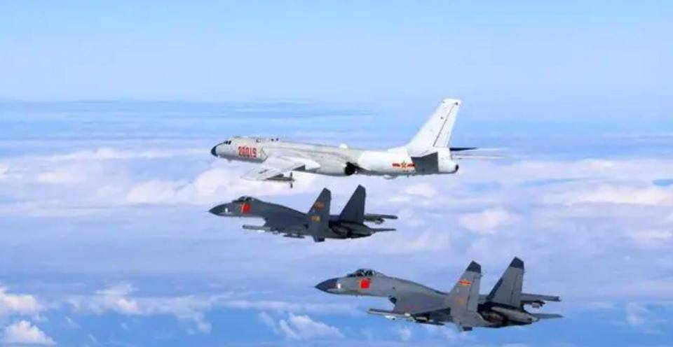 解放军出动多架轰炸机<strong></p>
<p>山东黄金股票</strong>,对菲律宾强硬表态