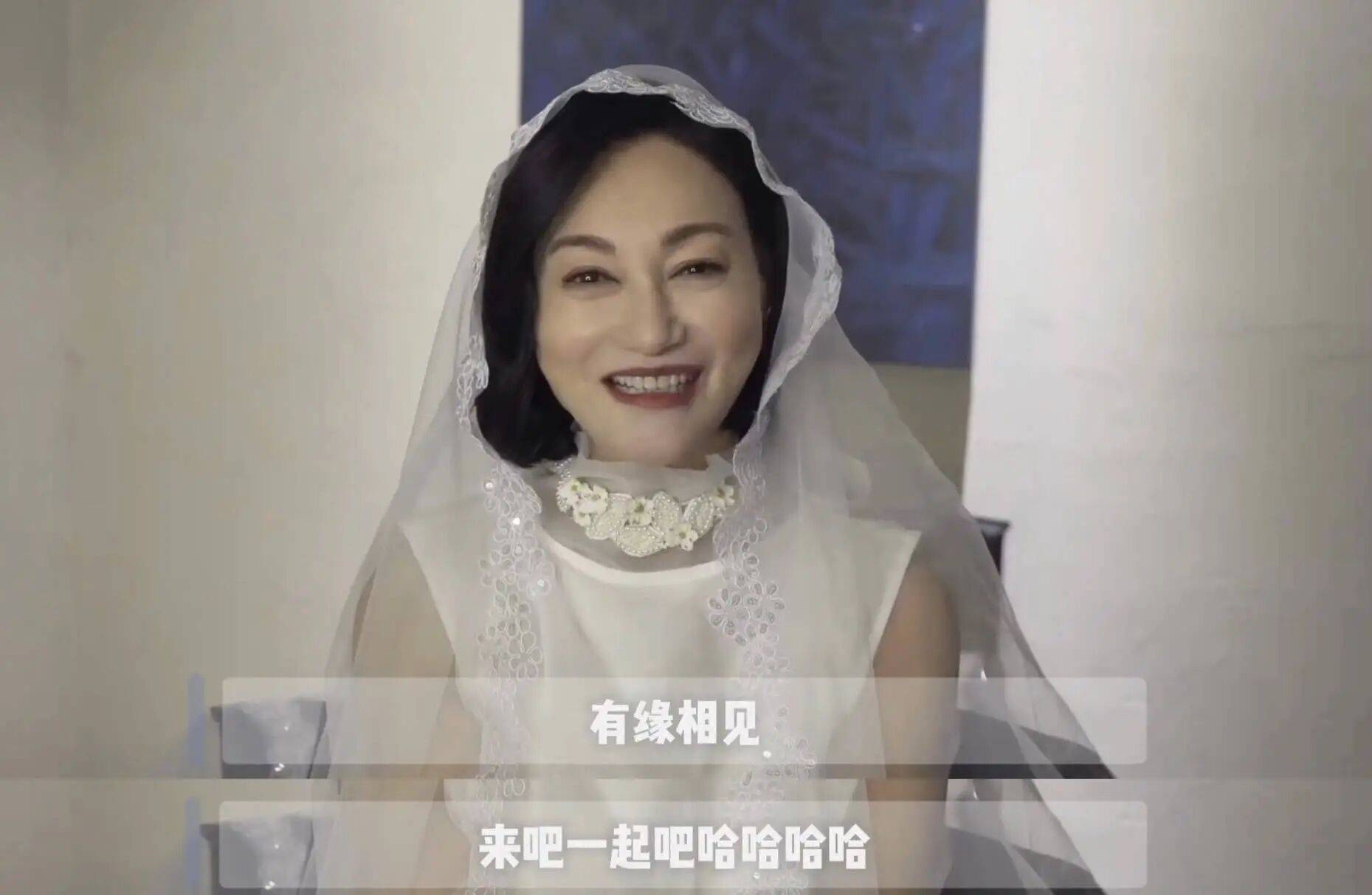 考古|惠英红自曝拿奖后谈百倍涨薪!拍打戏至残疾阑尾手术后7天复工<strong></p>
<p>山东黄金股票</strong>,她的人生是拼出来的