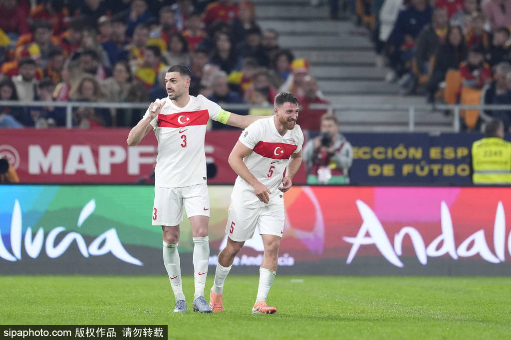 直通世界杯<strong></p>
<p>山东黄金股票</strong>!世预赛-奥尔莫破门 西班牙2-2土耳其