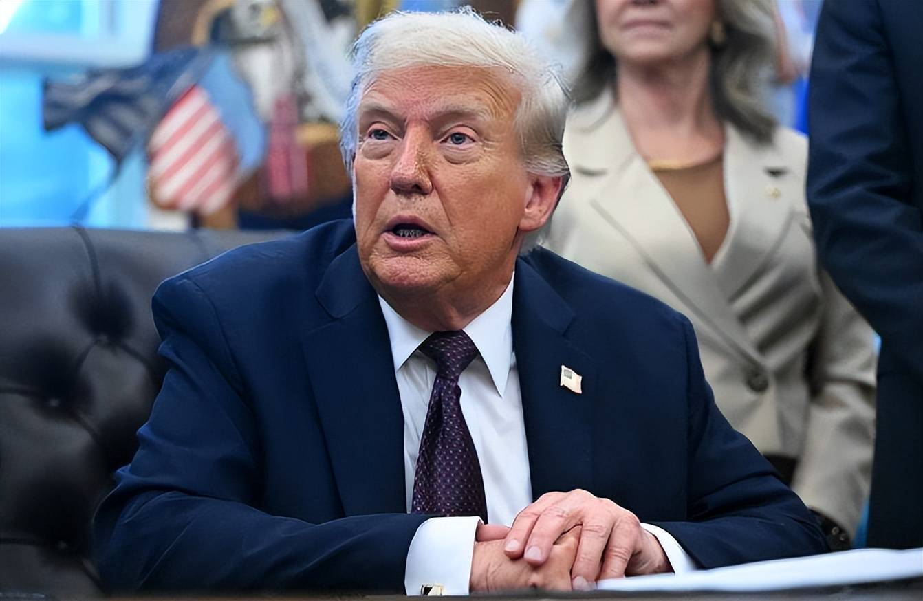 中日外交风波失控！日本自民党抵制大阪总领馆<strong></p>
<p>山东黄金股票</strong>，中方发安全提醒：在日公民加强防护？