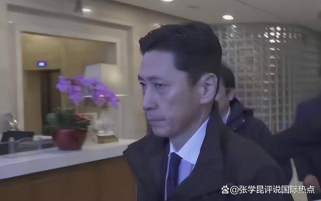 中方双手插兜<strong></p>
<p>高新兴股票</strong>，日官员连连点头，一言不发离开外交部，这回摊大事