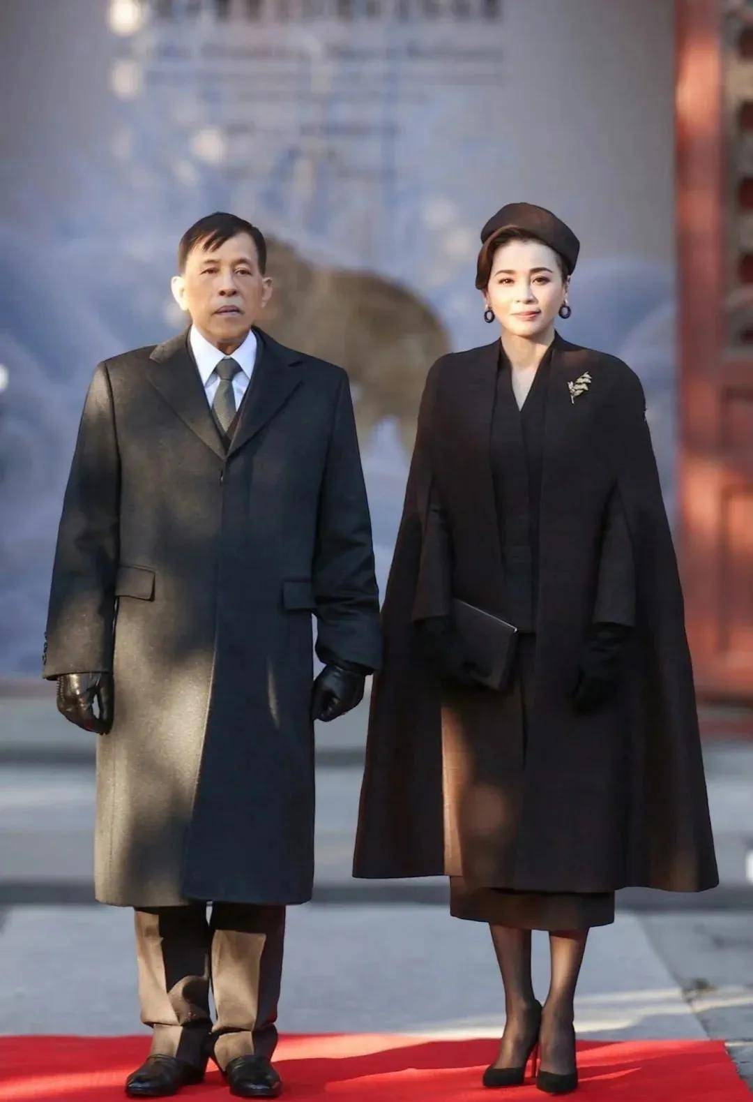 泰国王后访华“穿搭九宫格”出圈<strong></p>
<p>高新兴股票</strong>,隆重珠宝展现用心诚意