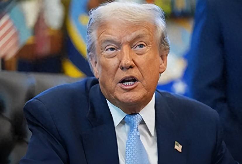 中美领导人刚通完电话，特朗普一个电话打到东京，要亲自跟高市早苗谈谈，不道歉不行