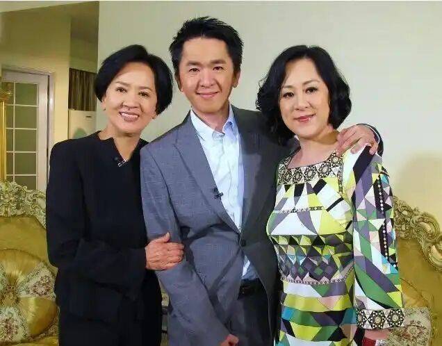 考古|港圈富二代曝被百名女星投怀送抱？交往3个女友雨露均沾<strong></p>
<p>格林美股票</strong>，他是现代韦小宝