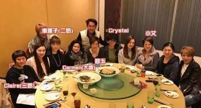 考古|港圈富二代曝被百名女星投怀送抱？交往3个女友雨露均沾<strong></p>
<p>格林美股票</strong>，他是现代韦小宝