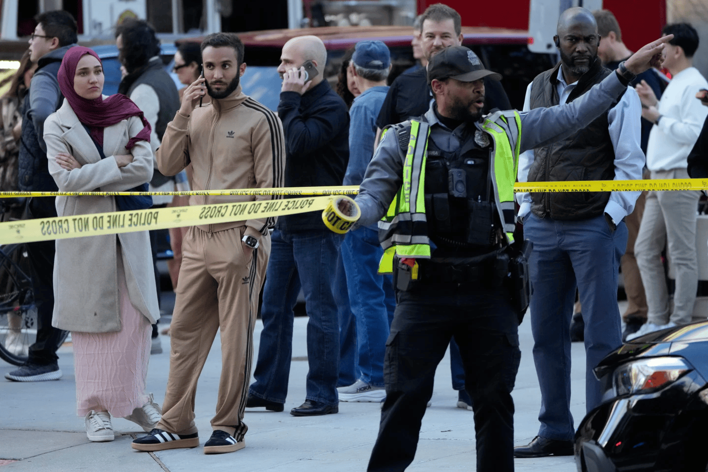 白宫附近枪击致两名国民警卫队员死亡 嫌疑人来自阿富汗