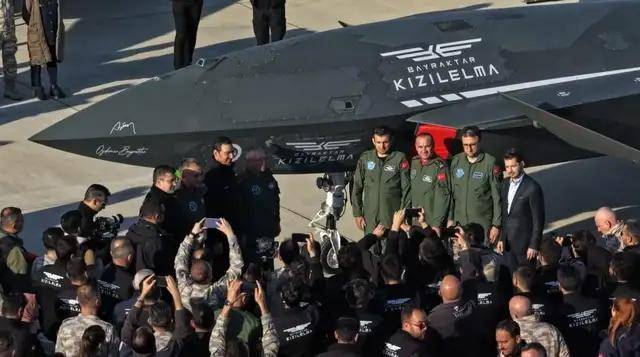 我们落后了?土耳其完成“世界首次无人机发射空空弹”<strong></p>
<p>舍得股票</strong>,性能如何