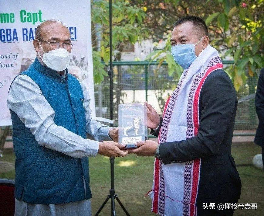 第一个扑向祁团长的印军黄种人面孔<strong></p>
<p>舍得股票</strong>，他到底是什么人？