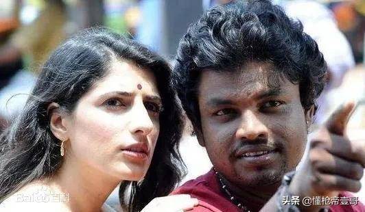 第一个扑向祁团长的印军黄种人面孔<strong></p>
<p>舍得股票</strong>，他到底是什么人？