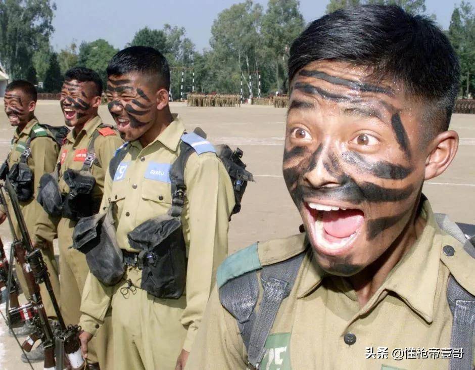 第一个扑向祁团长的印军黄种人面孔<strong></p>
<p>舍得股票</strong>，他到底是什么人？