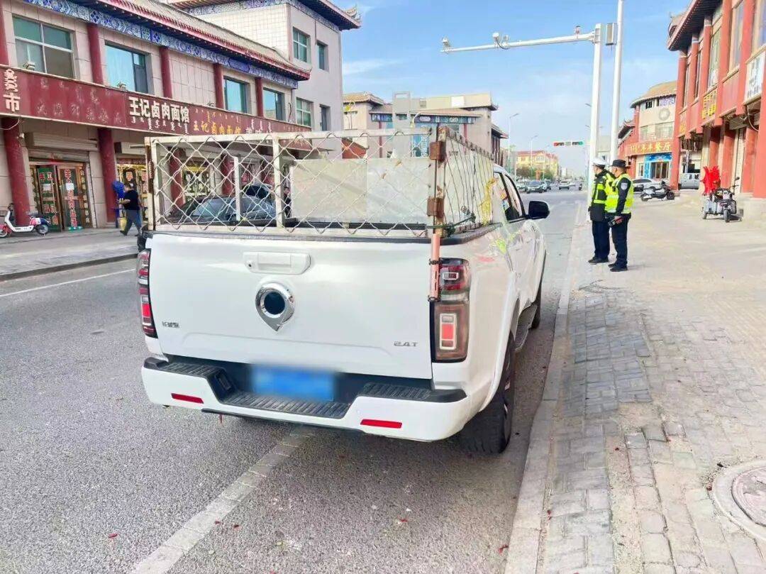 “我根本没反应过来!”刚下车就被撞倒<strong></p>
<p>第一创业股票</strong>,人都懵了