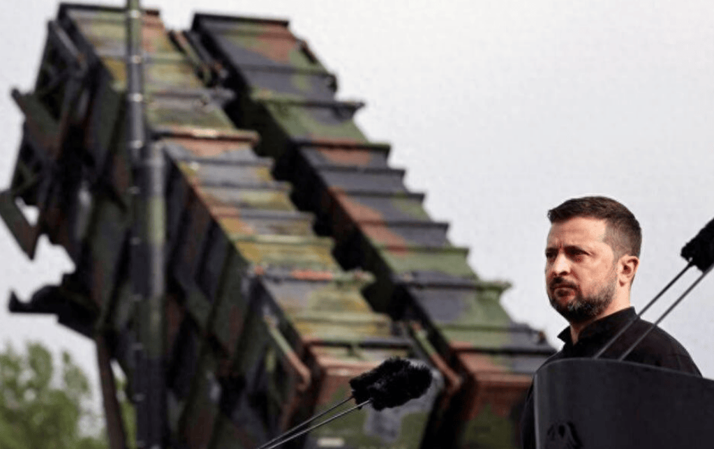 难怪乌克兰越打越拉胯，原来基辅军火库已经见底，美方成功帮俄罗斯逆转战局！