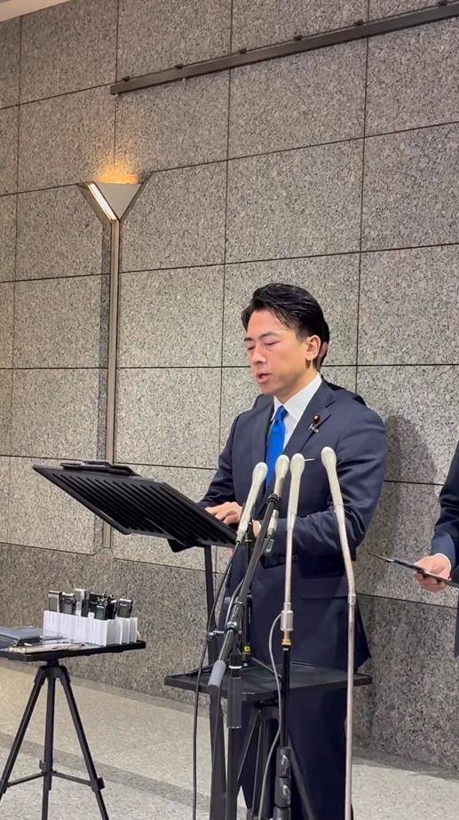 突发！2架日本F-15J逼近辽宁舰<strong></p>
<p>上工申贝股票</strong>，歼-15T起飞拦截，硬碰硬分出胜负