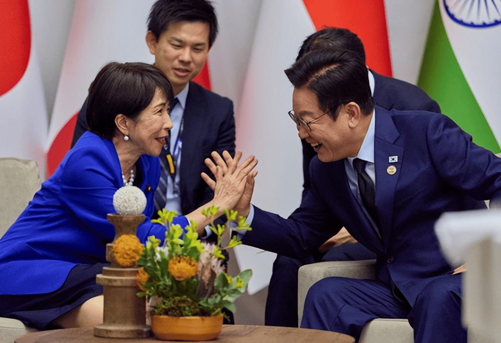 李在明还未登机访华<strong></p>
<p>紫光国微股票</strong>,日韩就共同抗议中国?韩国总统已先和高市早苗约好见面地点