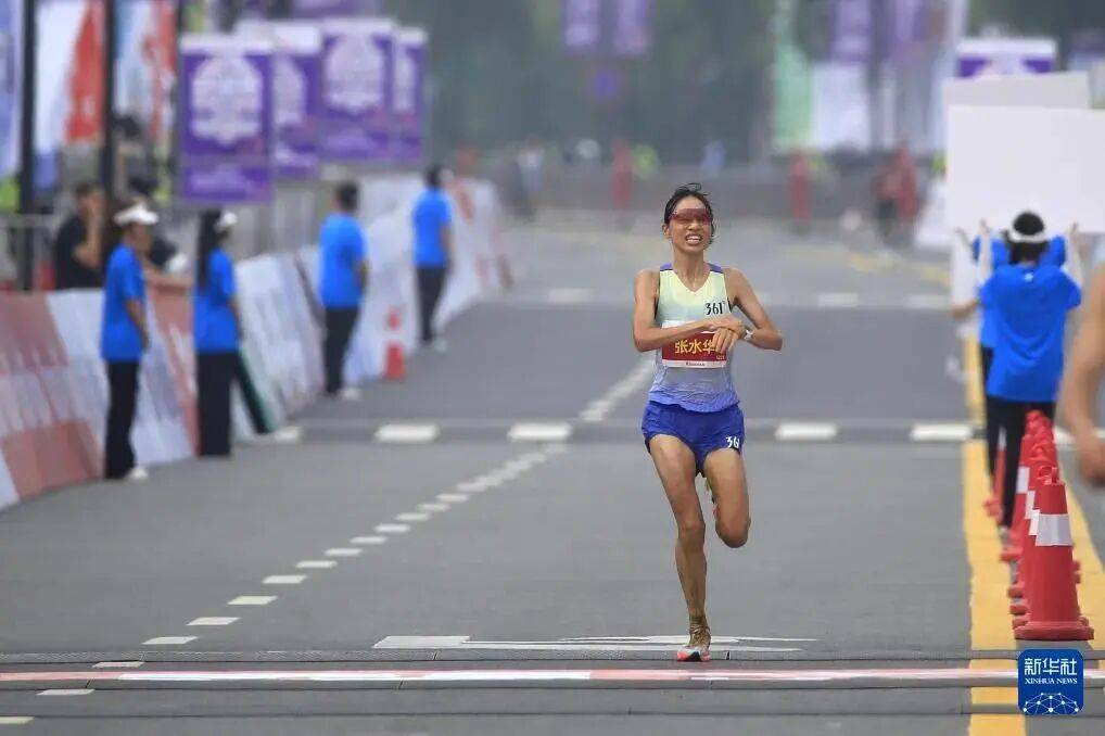 “最快女护士”张水华:今日在医院上班<strong></p>
<p>上海电气股票股吧</strong>,未参加“家门口的”福州马拉松;护士长回应