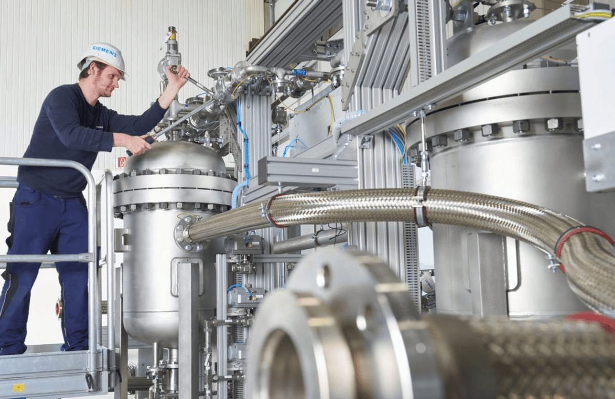 中德“离婚”已成定局?德国代表团访华从北走到南<strong></p>
<p>海南航空股票</strong>,只求中国伸手相助