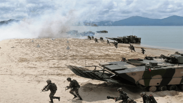 直接给解放军登台“开绿灯”?美国掀起的军事行动<strong></p>
<p>阿里股票</strong>,把自己坑惨了