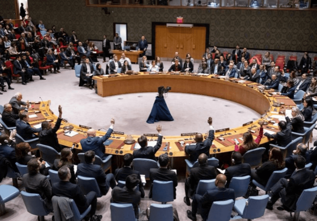 中国油轮被美拦截并登船检查<strong></p>
<p>芯片股票</strong>,中美在安理会上激烈交锋,中方“5个反对”痛批美国!