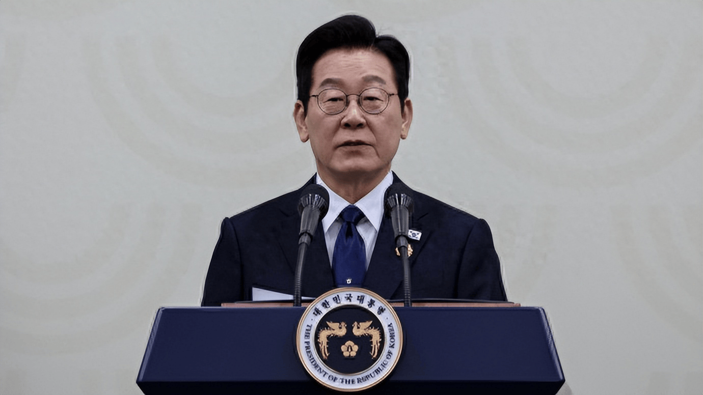 李在明第一天在北京表态<strong></p>
<p>中石油股票</strong>,不想成为尹锡悦,也不是另一个文在寅?