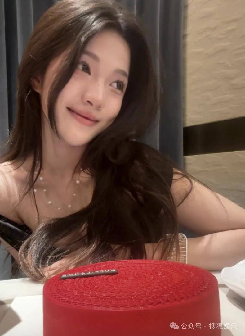 刚开年又曝一对相差15岁的恋情？他这一周两段绯闻真是连环暴击啊<strong></p>
<p>有研新材股票</strong>！